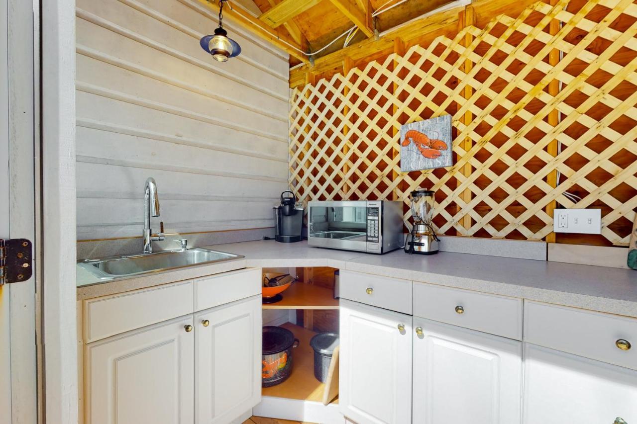 Adventures On Buzzards Bay Villa Bourne Exterior photo